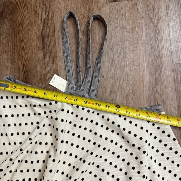 Anthropologie • Postmark • Jemma Polka Dot Jacquard Swing Halter Top - Picture 3 of 10